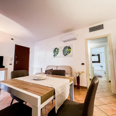Morante House Lägenhet Olbia